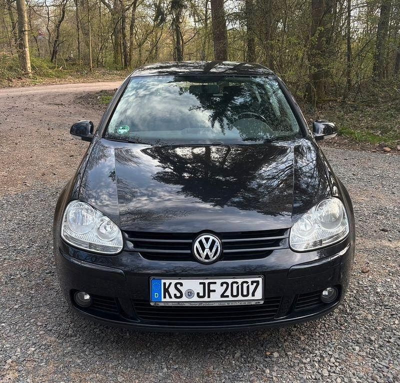 Gebraucht VW Golf V Trendline 102 PS (75 kW) 2006 Schwarz Kleinwagen