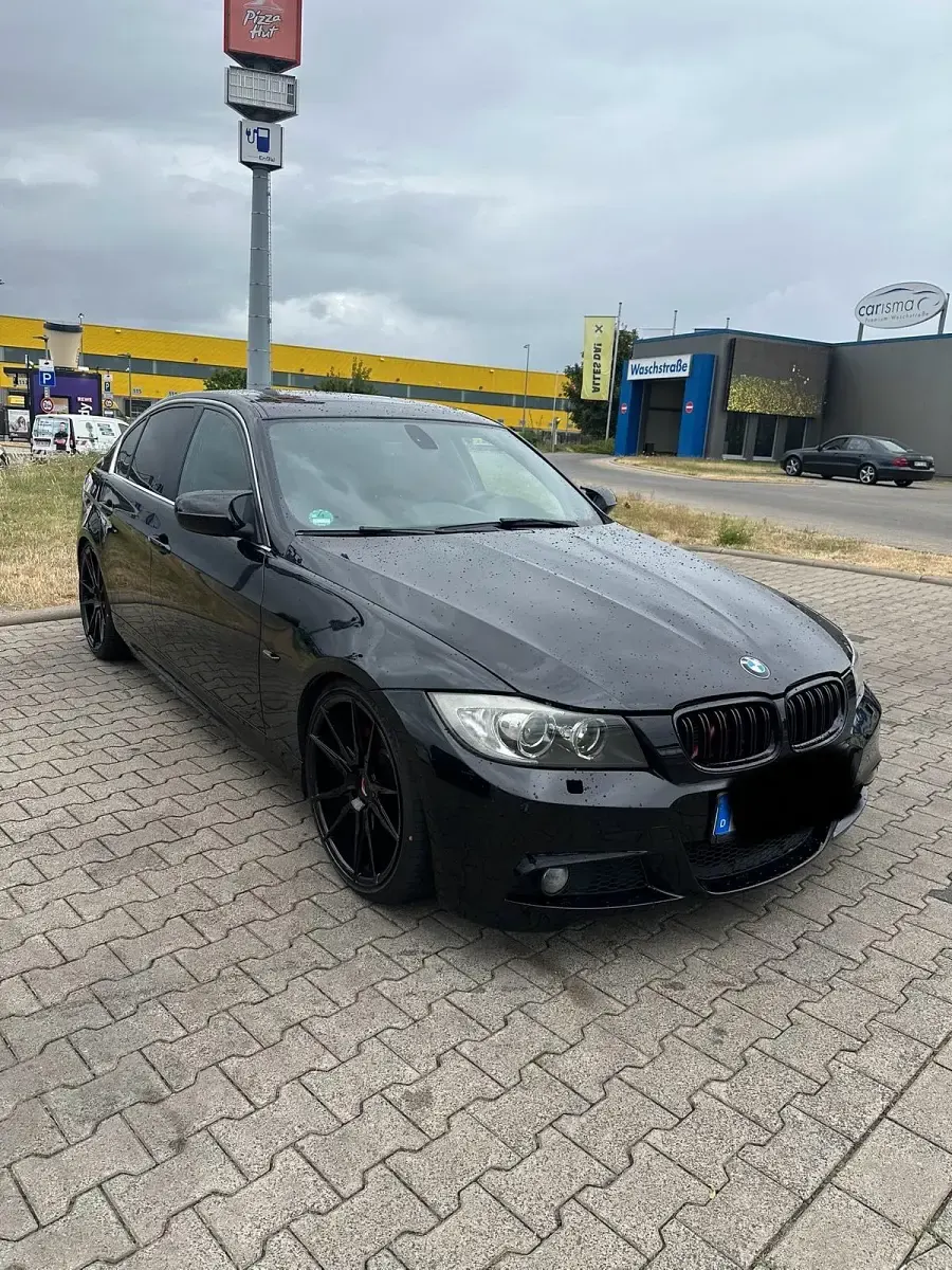 Gebraucht BMW 325 M Sport 201 PS (147 kW) 2011 Schwarz Limousine