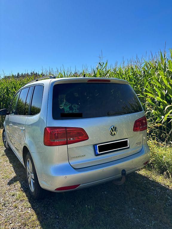 Gebraucht VW Touran 140 PS (102 kW) 2012 Silber Van / Kleinbus