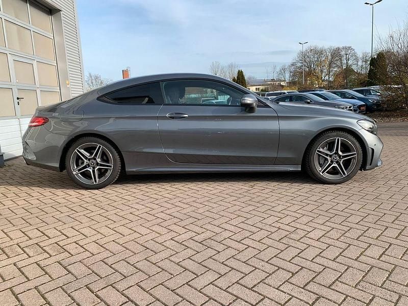 Gebraucht Mercedes C300 AMG line 258 PS (189 kW) 2019 Grau Coupé