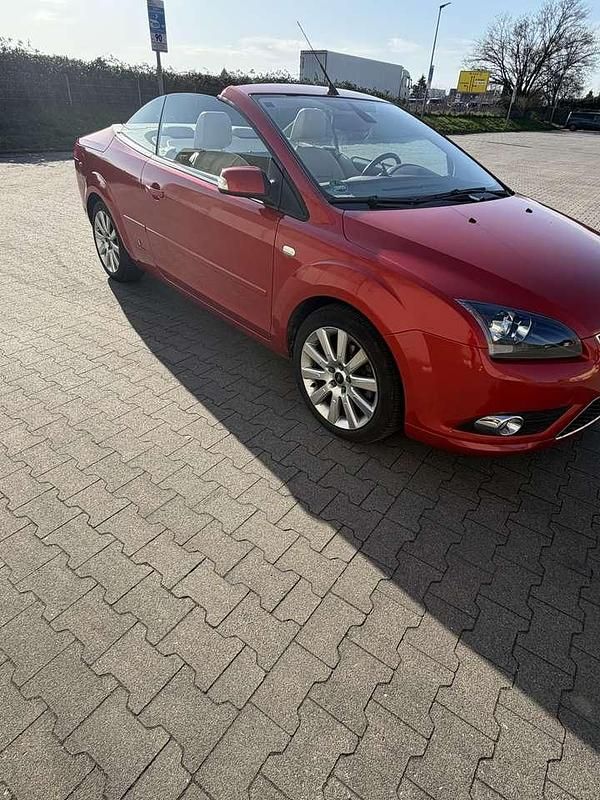Gebraucht Ford Focus Cabriolet Titanium 145 PS (106 kW) 2008 Cabrio