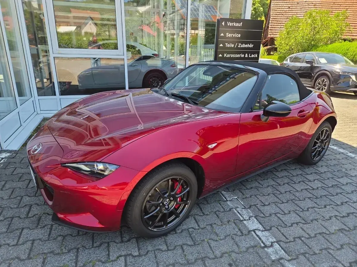 Neu Mazda MX5 Homura-Line 132 PS (97 kW) 2026 Rot Cabrio