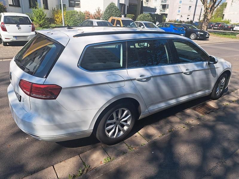 Second-hand VW Passat 2018 Alb Hatchback