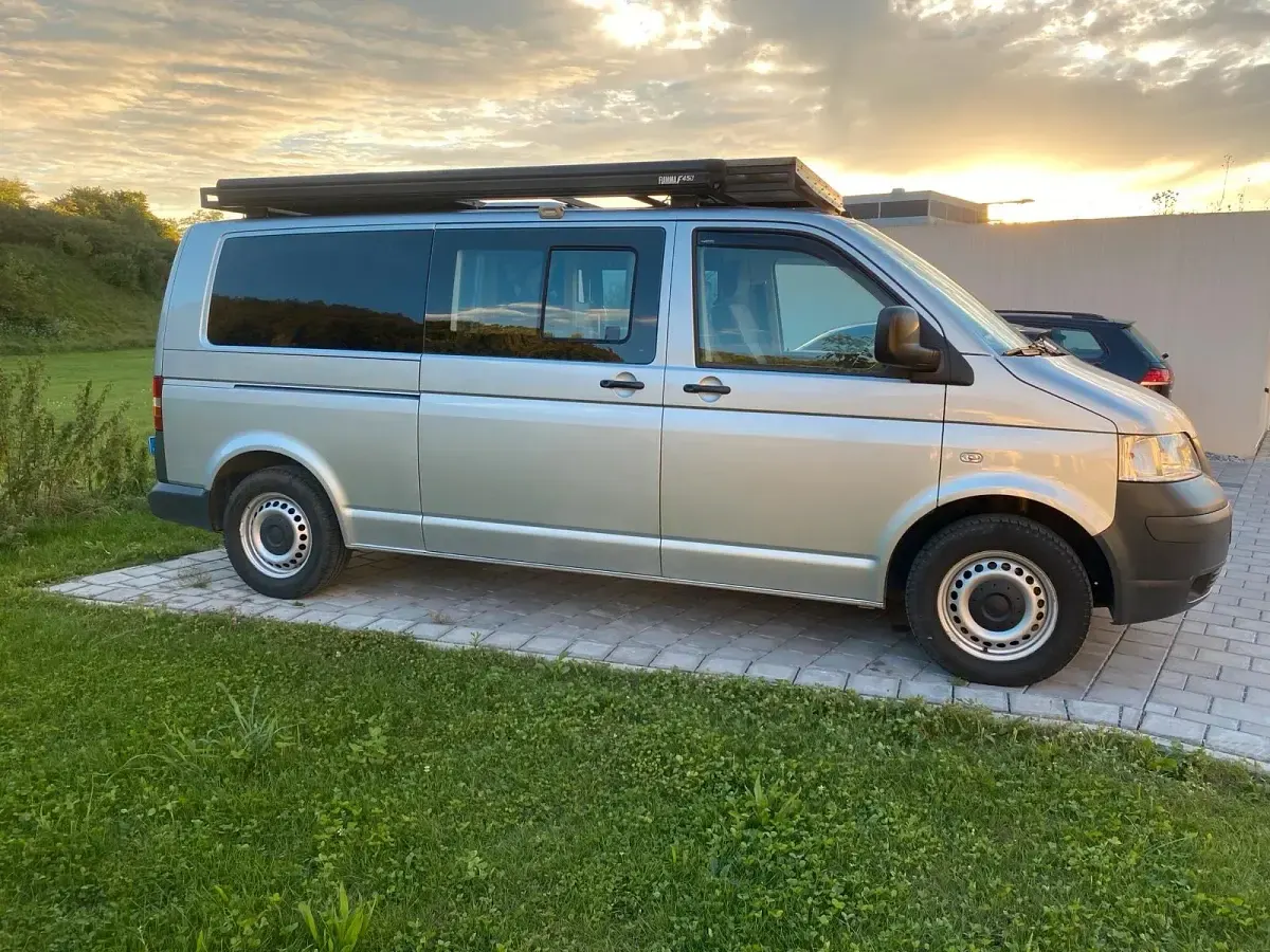 Gebraucht VW T5 131 PS (96 kW) 2010 Silber Van