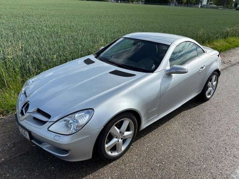 Silber Gebraucht 2006 Mercedes SLK200 Cabrio | 8.200 € (Guter Preis) - Bild 1/4