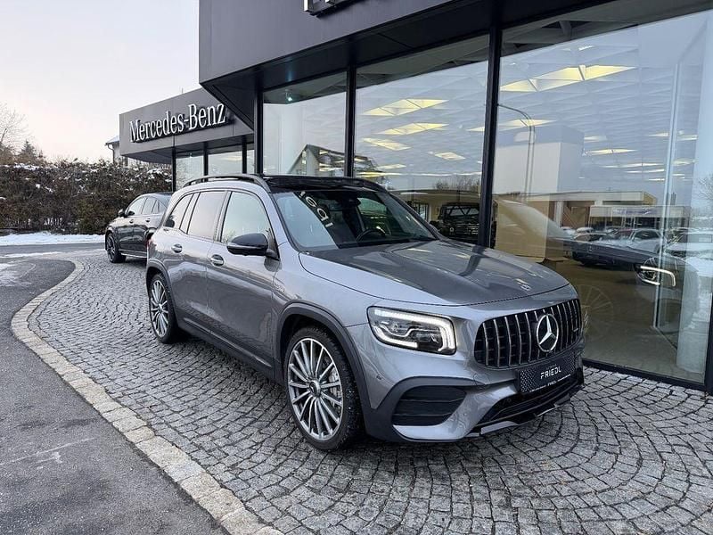Gebraucht Mercedes GLB35 AMG 306 PS (225 kW) 2021 Grau SUV