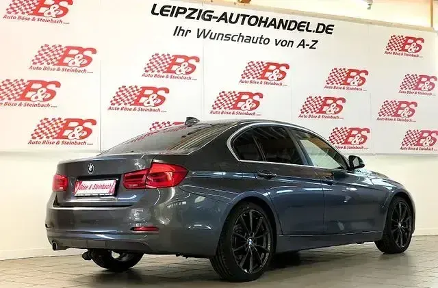 Occasion BMW 318 Advantage 150 ch (110 kW) 2018 Gris Berline