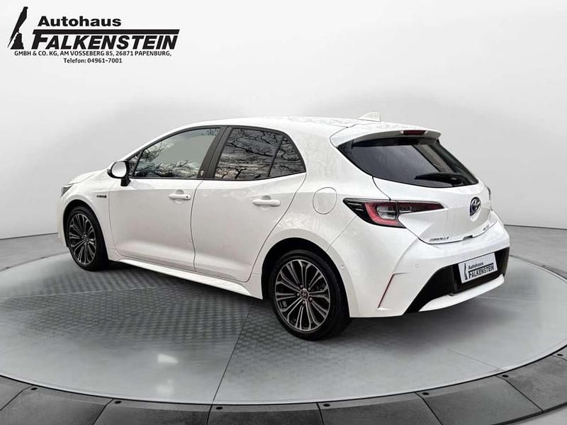 Gebraucht Toyota Corolla Team 122 PS (89 kW) 2022 Schneeweiß Limousine