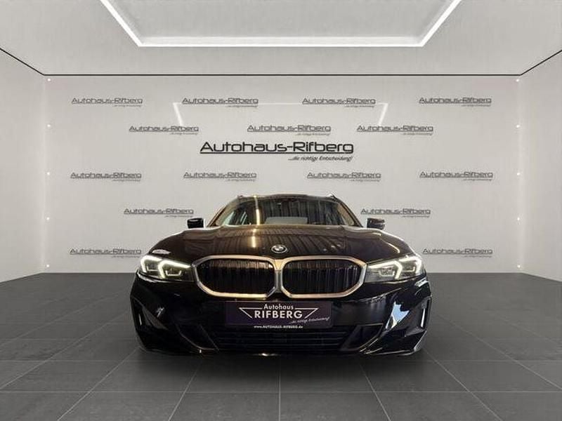 Gebraucht BMW 320e Performance 204 PS (150 kW) 2023 Schwarz Limousine