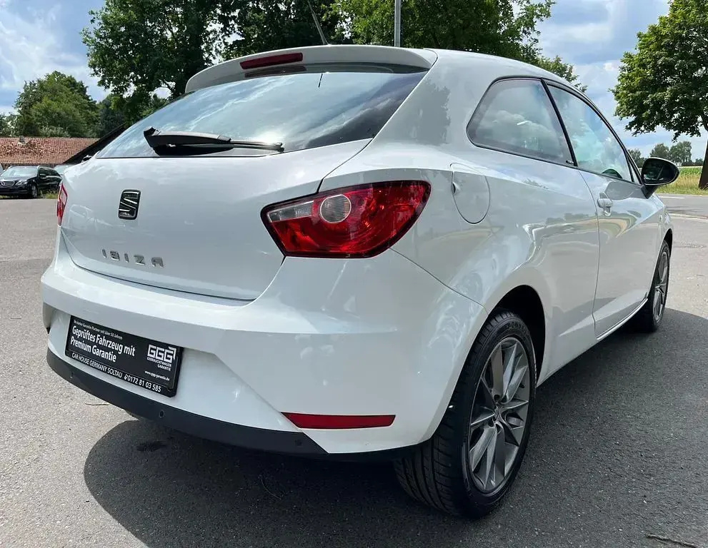 Gebraucht Seat Ibiza SC I-Tech 69 PS (50 kW) 2015 Blanco nevada/nevada white Kleinwagen