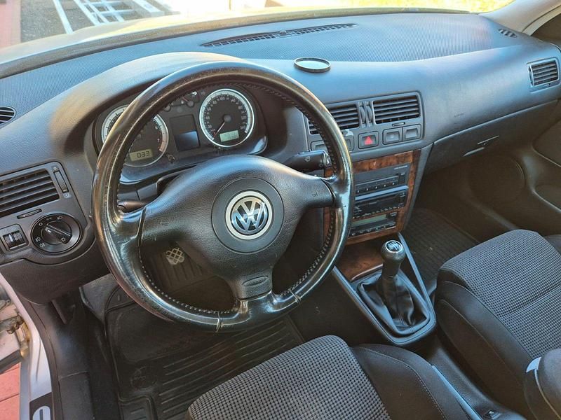 Gebraucht VW Bora Highline 105 PS (77 kW) 2003 Silber Limousine