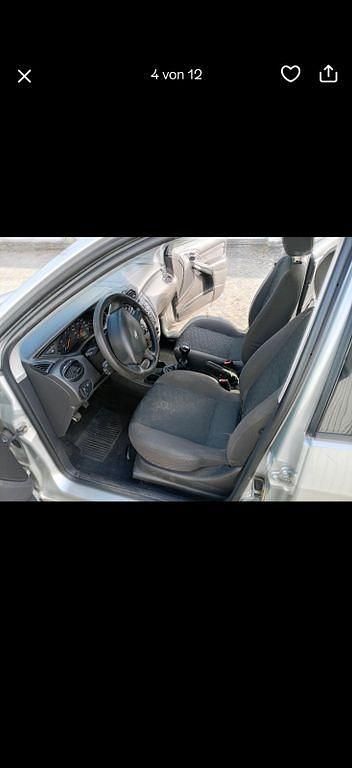 Gebraucht Ford Fiesta 80 PS (58 kW) 2004 Silber Kleinwagen