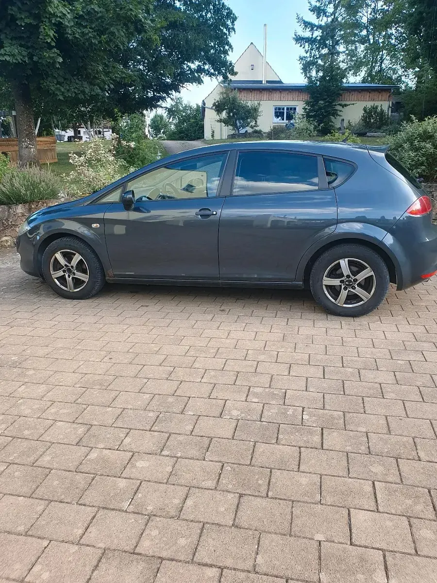 Gebraucht Seat Leon 102 PS (75 kW) 2008 Grau Kleinwagen