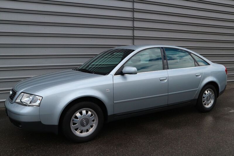 Silber Gebraucht 1998 Audi A6 Limousine | 11.990 € - Bild 1/4