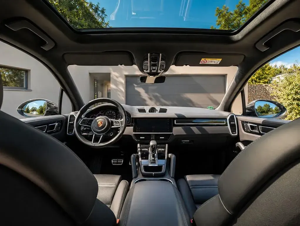 Gebraucht Porsche Cayenne GTS 460 PS (338 kW) 2023 Grau SUV