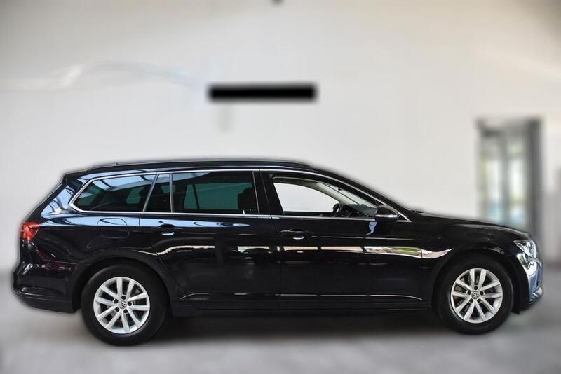 Schwarz Gebraucht 2017 VW Passat Kombi | 19.690 € (Fairer Preis) - Bild 1/4