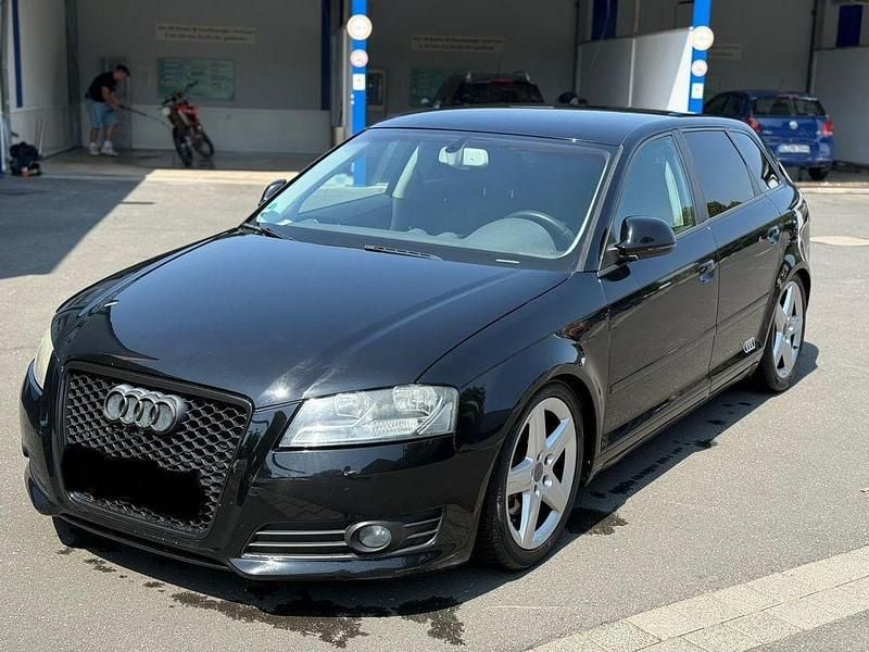 Schwarz Gebraucht 2009 Audi A3 Sportback Attraction Limousine | 2.500 € (Superpreis) - Bild 1/4