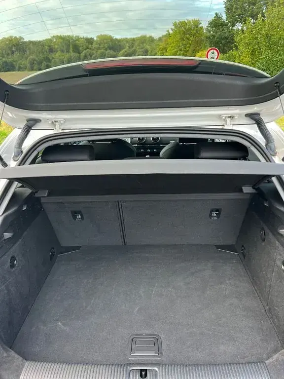 Gebraucht Audi A3 Sport 150 PS (110 kW) 2018 Weiß Limousine