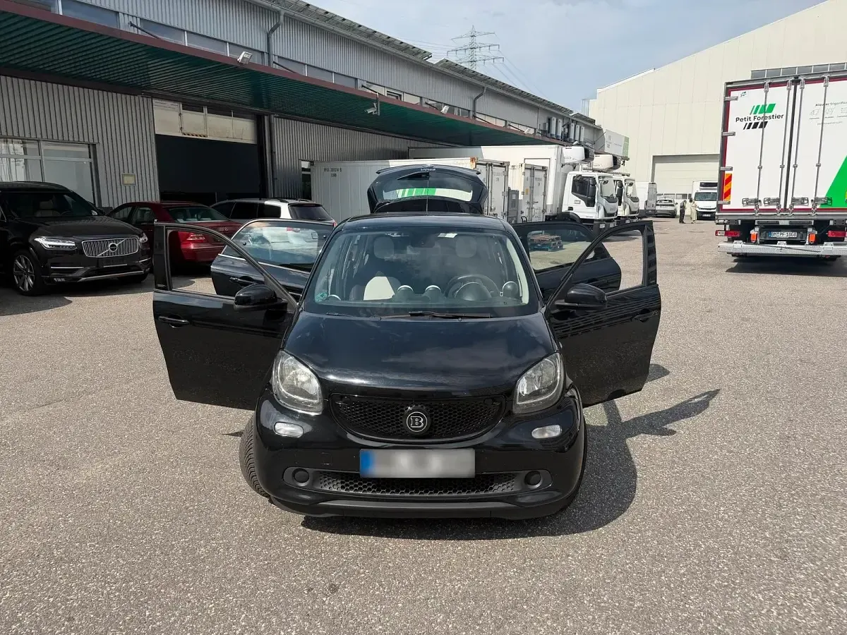 Gebraucht Smart ForFour Brabus 109 PS (80 kW) 2015 Schwarz Kleinwagen