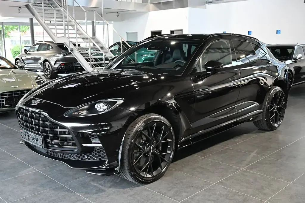 Neu Aston Martin DBX 707 707 PS (519 kW) 2026 Onyx black SUV