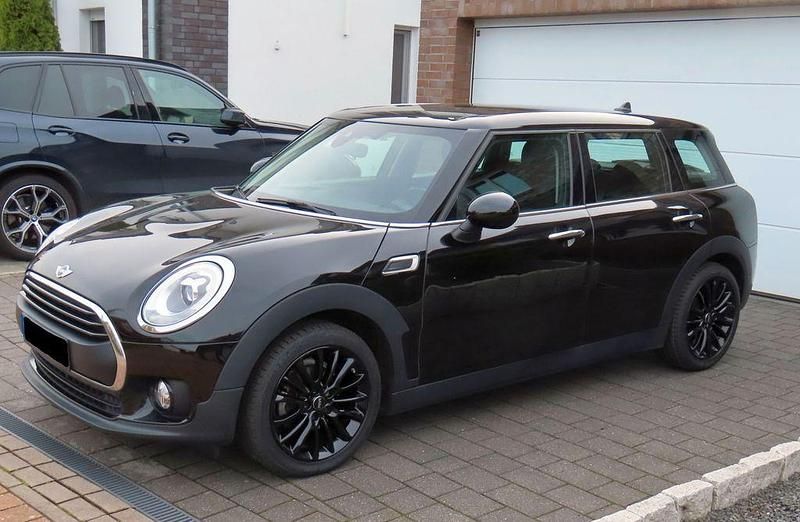 Schwarz Gebraucht 2017 Mini One Clubman Pepper Kombi | 12.500 € (Fairer Preis) - Bild 1/4