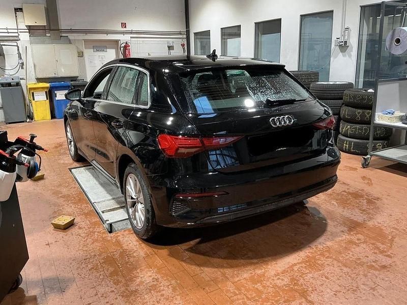 Gebraucht Audi A3 Ambiente 204 PS (150 kW) 2022 Schwarz Limousine