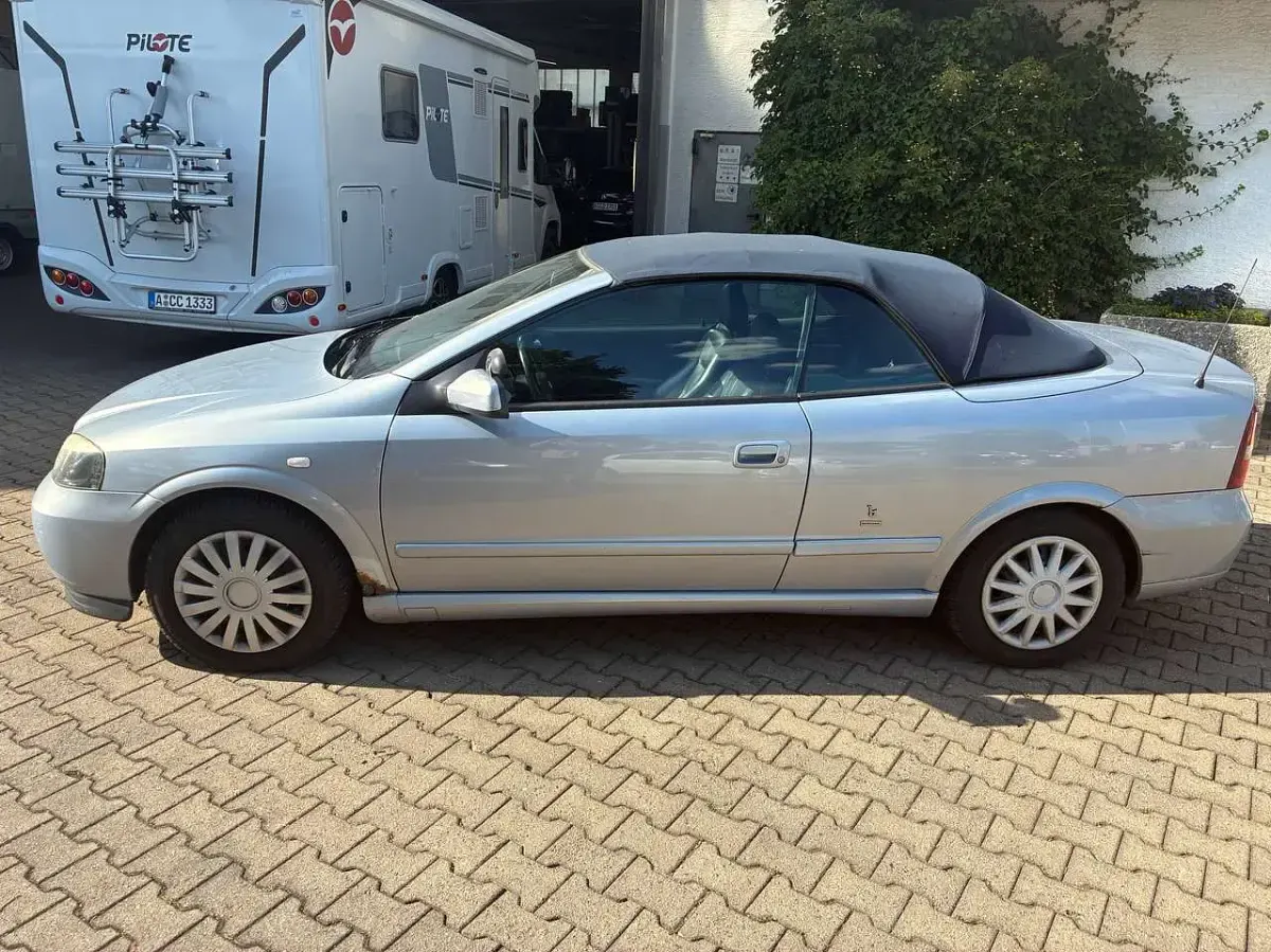 Gebraucht Opel Astra 125 PS (91 kW) 2001 Grau Cabrio