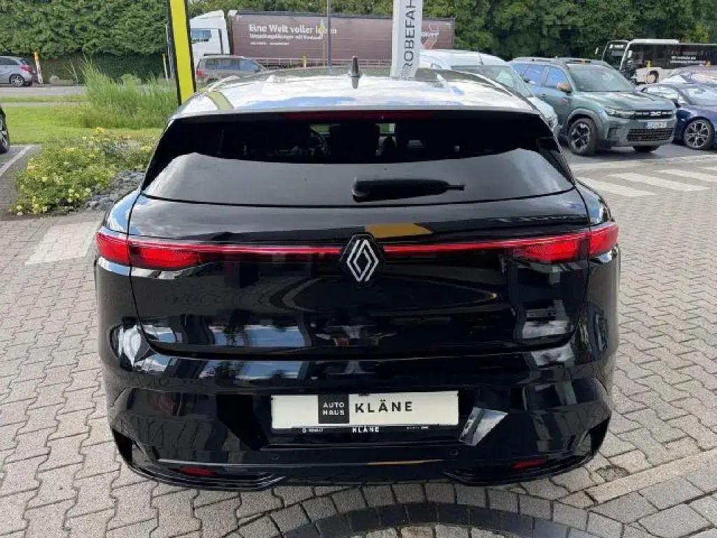 Gebraucht Renault Mégane Iconic 160 kW (218 PS) 2023 Schwarz (metallic) Limousine