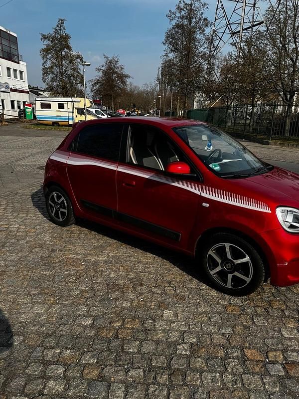 Gebraucht Renault Twingo 73 PS (53 kW) 2020 Rot Kleinwagen