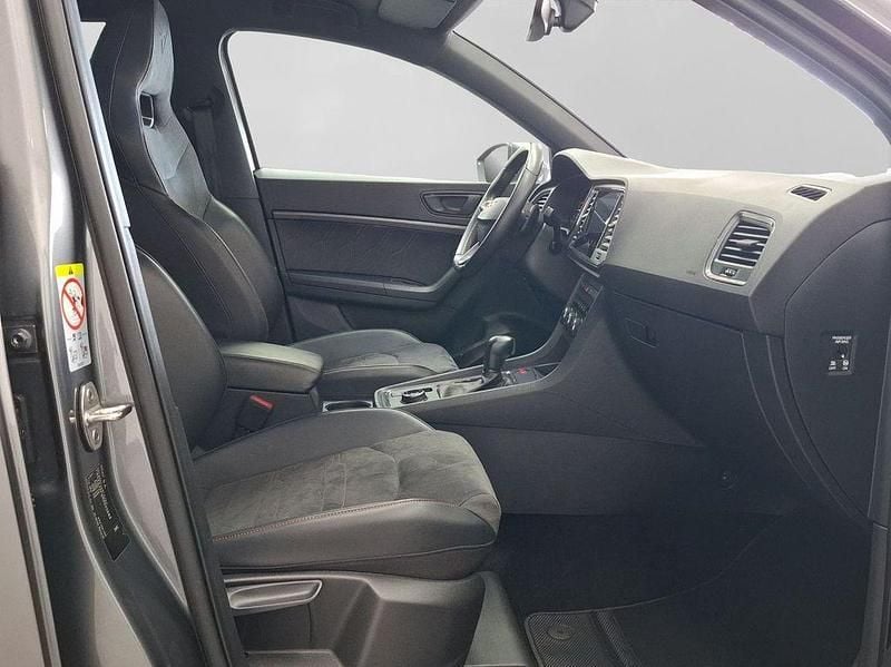 Usado Cupra Ateca VZ 300 HP (220 kW) 2023 Cinzento SUV