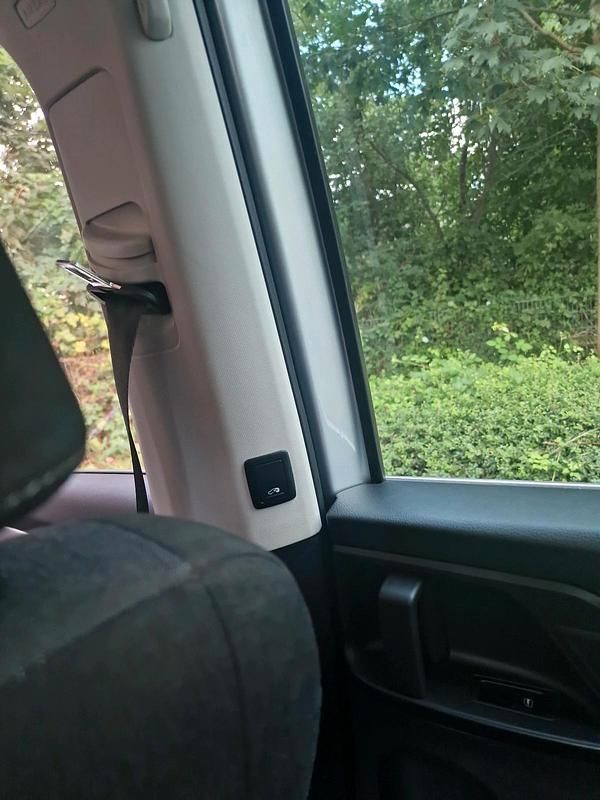 Gebraucht VW Sharan 140 PS (102 kW) 2011 Grau Van / Kleinbus