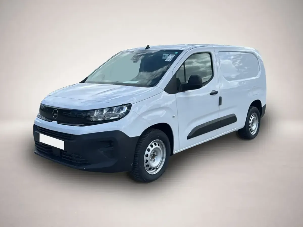 Gebraucht Opel Combo 131 PS (96 kW) 2026 Van / Kleinbus