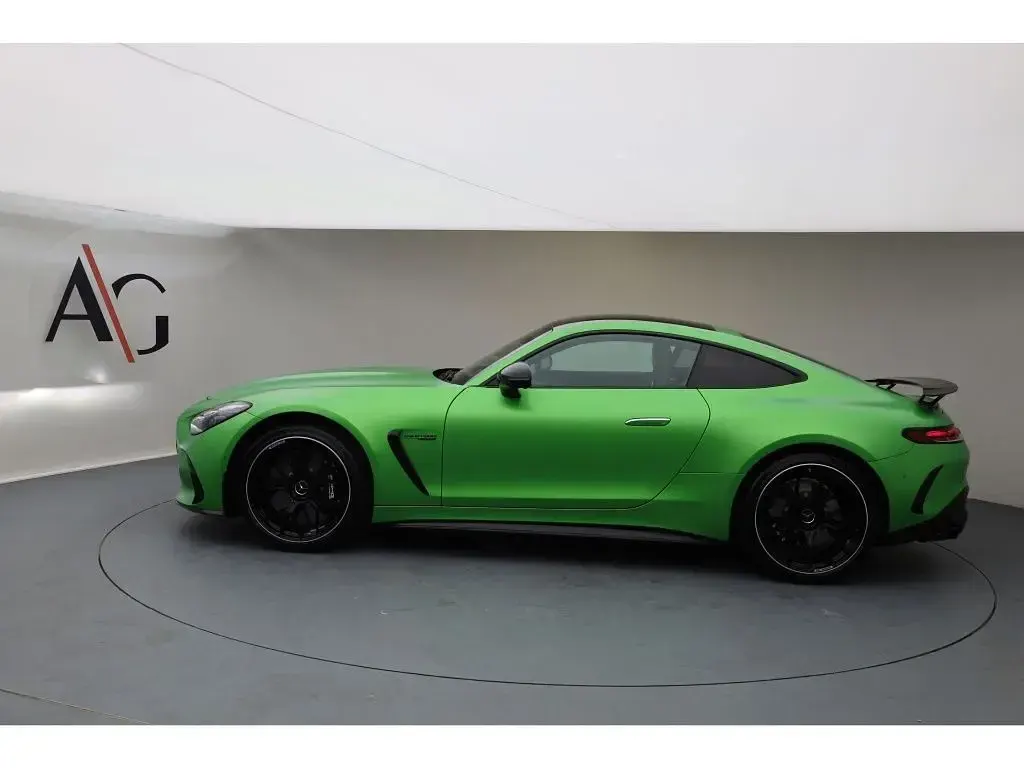Gebraucht Mercedes AMG GT 55 AMG 476 PS (350 kW) 2025 Manufaktur magno lack manufaktur green hell magno Coupé