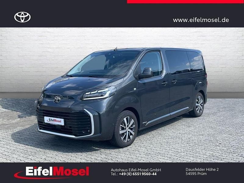 Grau Gebraucht 2024 Toyota Proace Lounge Van | 52.960 € - Bild 1/4