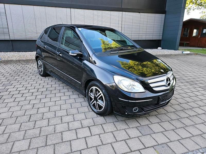Schwarz Gebraucht 2007 Mercedes B180 Van / Kleinbus | 1.000 € (Superpreis) - Bild 1/4