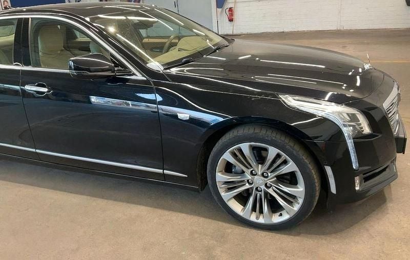 Gebraucht Cadillac CT6 417 PS (306 kW) 2017 Limousine