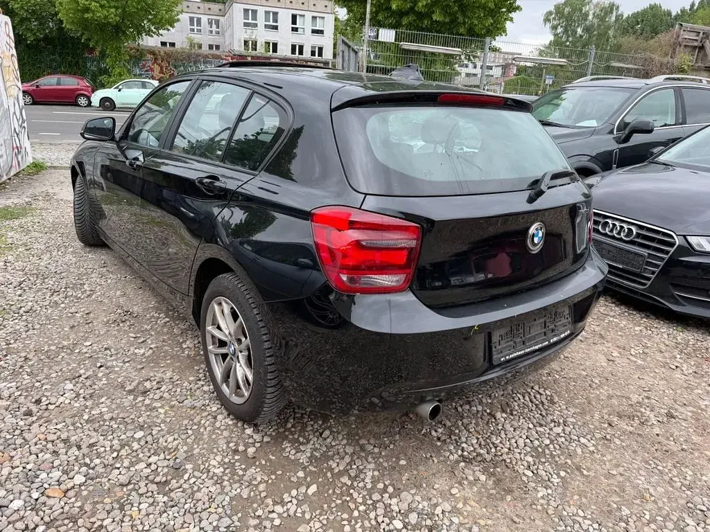 Gebraucht BMW 114 Advantage 95 PS (69 kW) 2013 Schwarz Kleinwagen