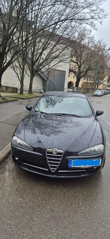 Gebraucht Alfa Romeo 147 105 PS (77 kW) 2009 Schwarz Kleinwagen