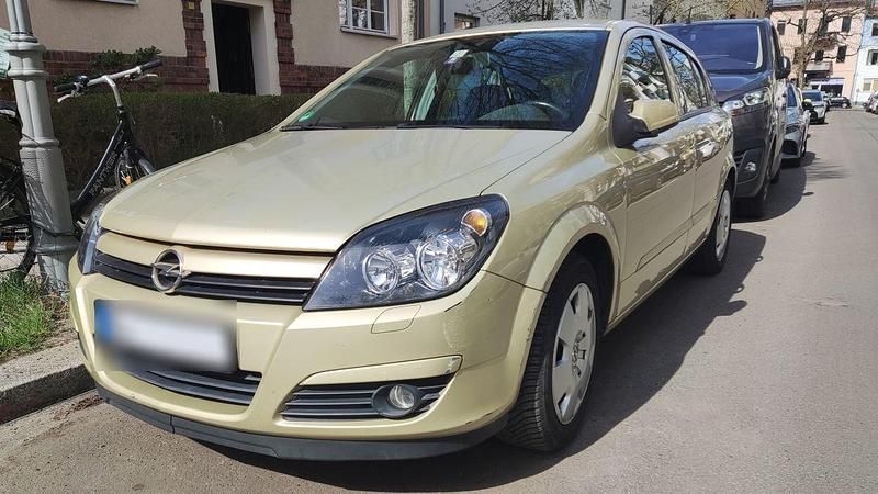 Gebraucht Opel Astra 105 PS (77 kW) 2004 Limousine