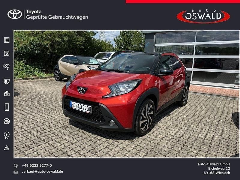 Rot Neu 2025 Toyota Aygo Kleinwagen | 20.990 € - Bild 1/4