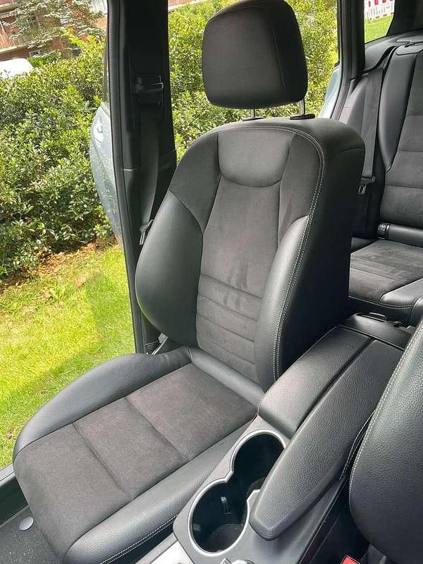 Gebraucht Mercedes GLK220 170 PS (125 kW) 2015 Grau SUV