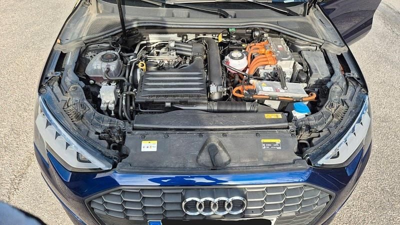 Gebraucht Audi A3 Comfort 204 PS (150 kW) 2021 Blau Limousine