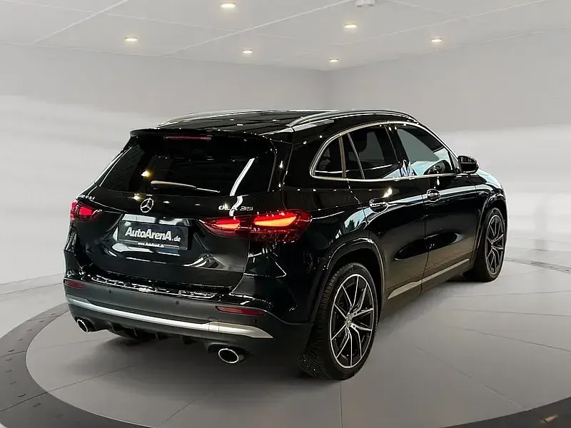 Gebraucht Mercedes GLA35 AMG AMG 306 PS (225 kW) 2025 Kosmosschwarz metallic SUV