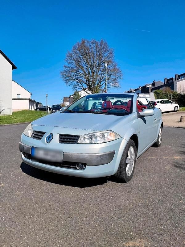 Gebraucht Renault Mégane Cabriolet 113 PS (83 kW) 2004 Silber Cabrio