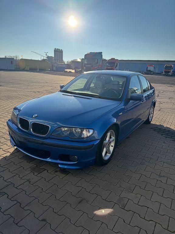 Gebraucht BMW 318 Performance 118 PS (86 kW) 2000 Blau Limousine