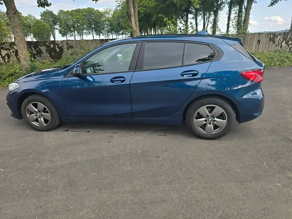 Gebraucht BMW 118 Advantage 150 PS (110 kW) 2020 Blau Kleinwagen