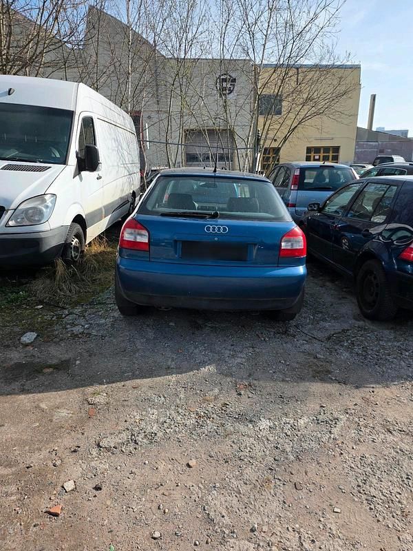 Gebraucht Audi A3 102 PS (75 kW) 2002 Blau Kleinwagen