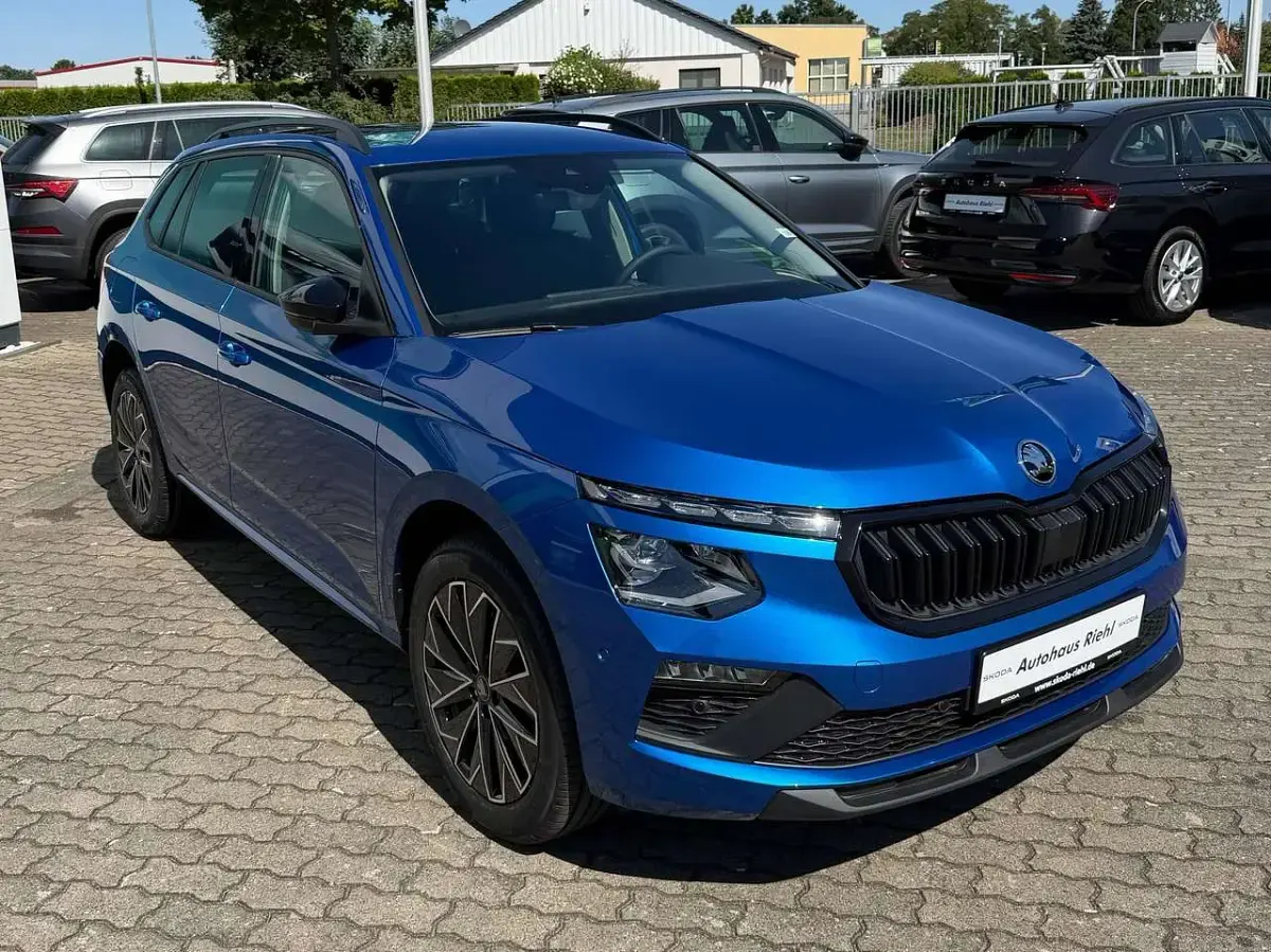 Neu Skoda Kamiq 150 PS (110 kW) 2026 Raceblau metallic SUV