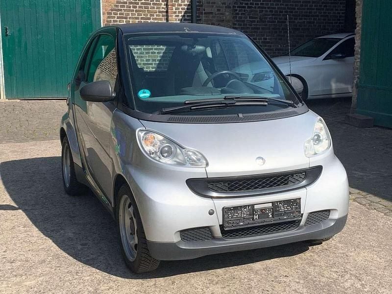 Silber Gebraucht 2008 Smart ForTwo Coupé Coupé | 2.200 € (Superpreis) - Bild 1/4