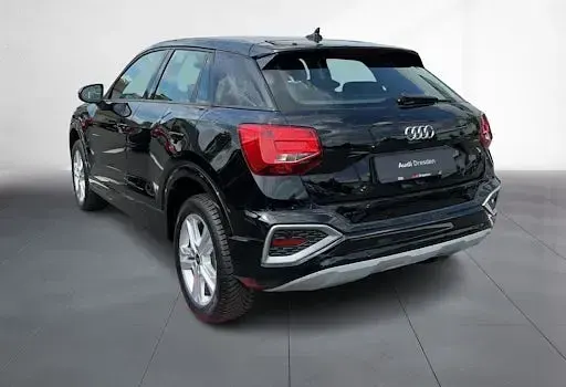 Neu Audi Q2 Advanced Plus 150 PS (110 kW) 2026 Schwarz SUV